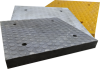 Элемент «Зебры» пешеходного перехода (черный средний элемент окрас в массе) высотой 58 мм
