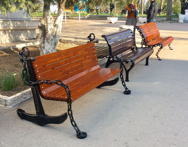 Скамейка чугунная «Якорь» 1,2 м