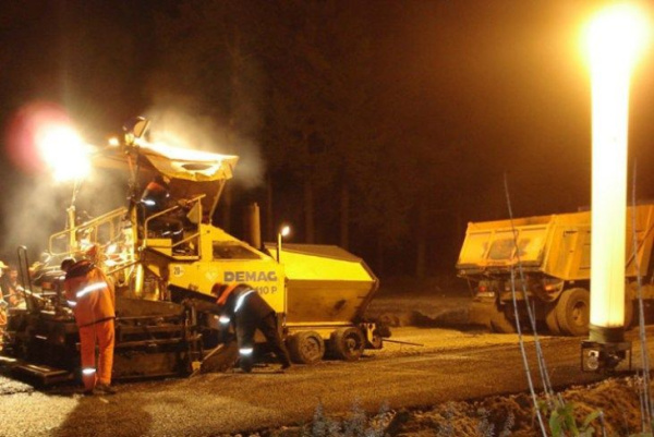 Световой столб с генератором модель EL(T3) 200LED 2,8GX