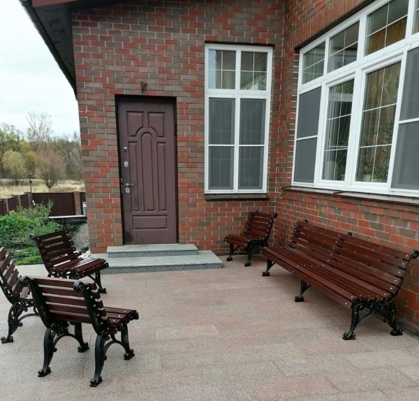 Скамейка чугунная «Классика» 0,6 м (кресло)